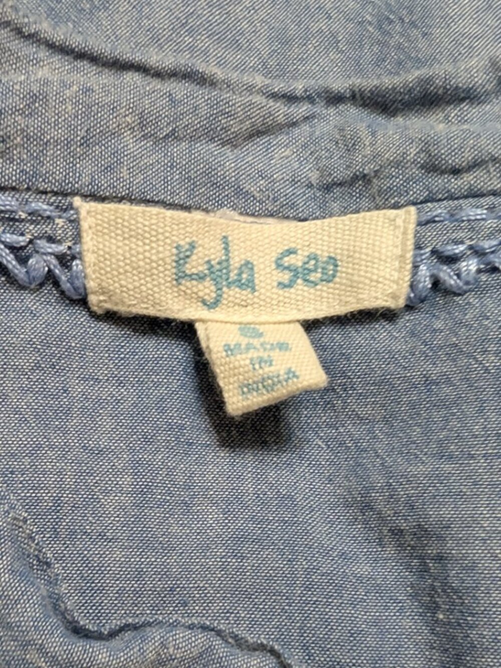 Kyla Seo Blue Chambray Embroidered Babydoll Blouse S Button Front Boho Peasant - Picture 7 of 7